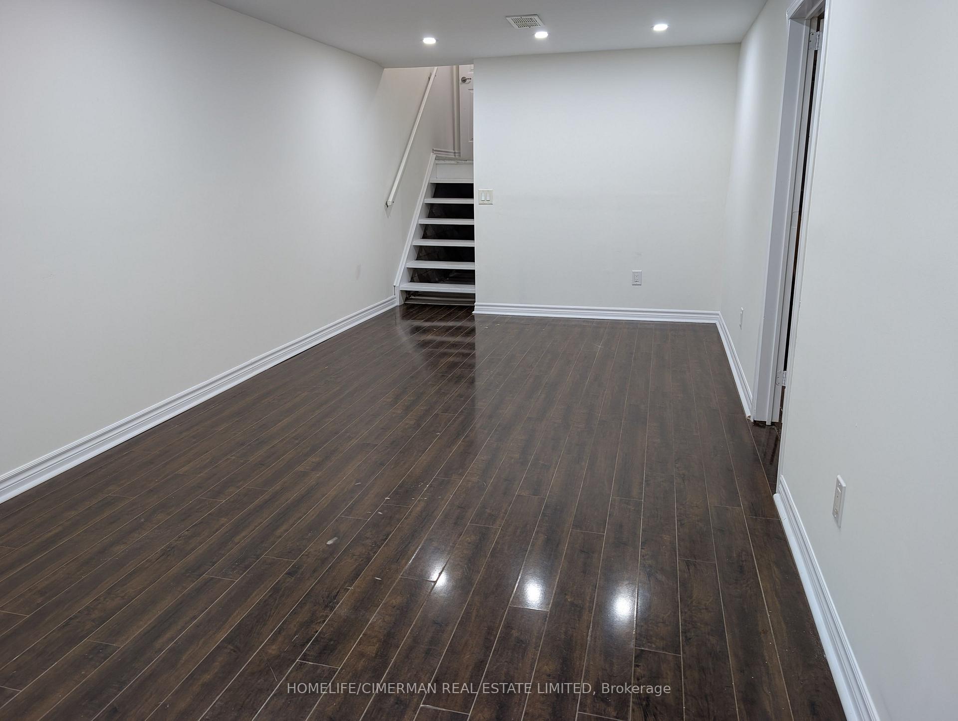 Photo 18 of 202 Durham Street, Oshawa, Vanier — HOMEH