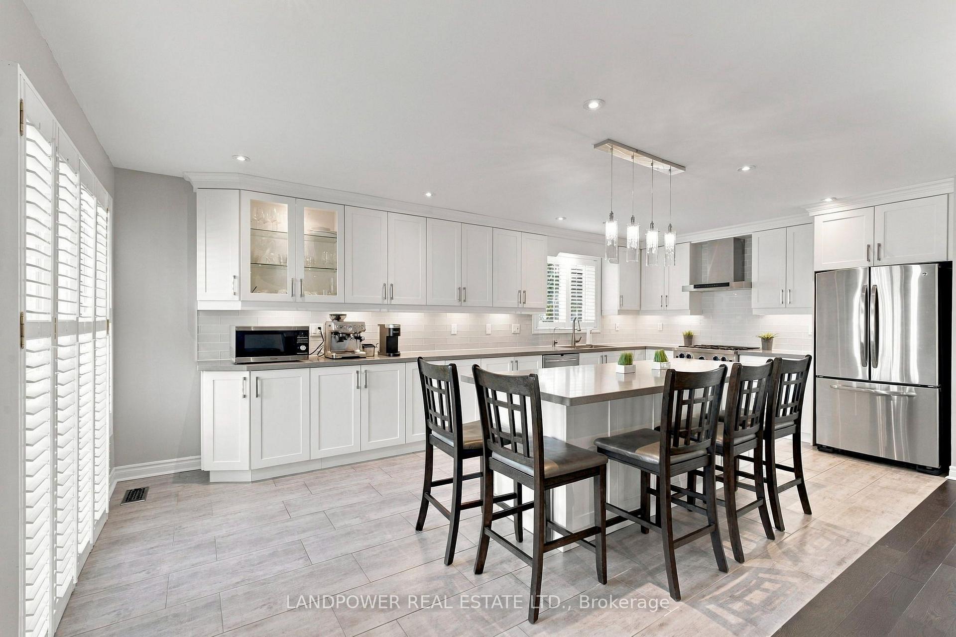 Photo 17 of 109 Melbourne Drive, Richmond Hill, Rouge Woods — HOMEH