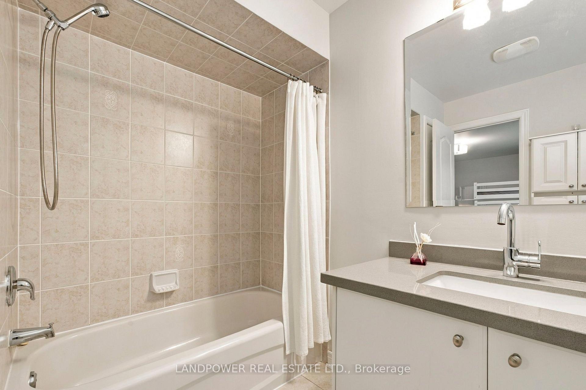 Photo 27 of 109 Melbourne Drive, Richmond Hill, Rouge Woods — HOMEH