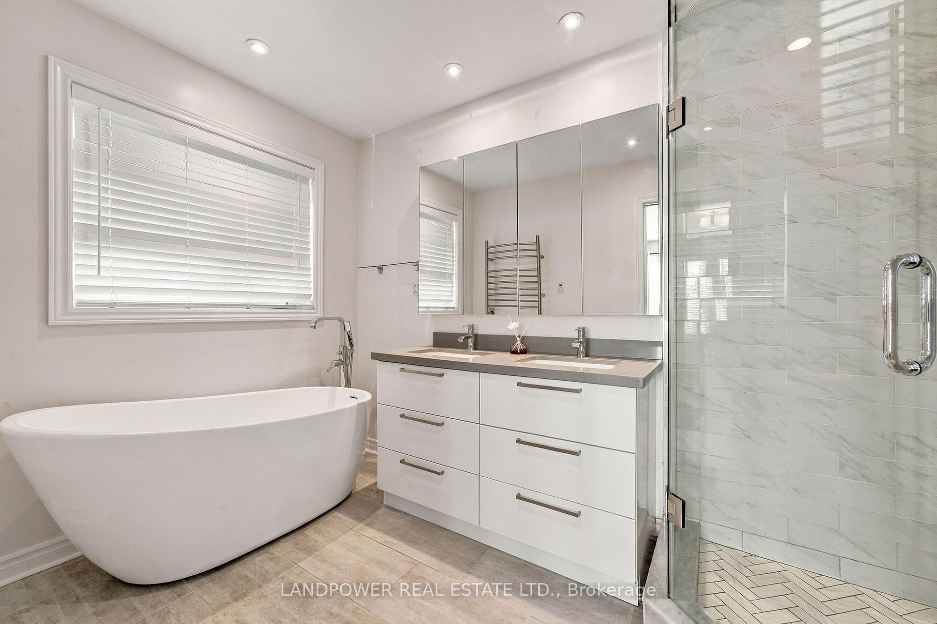Photo 32 of 109 Melbourne Drive, Richmond Hill, Rouge Woods — HOMEH