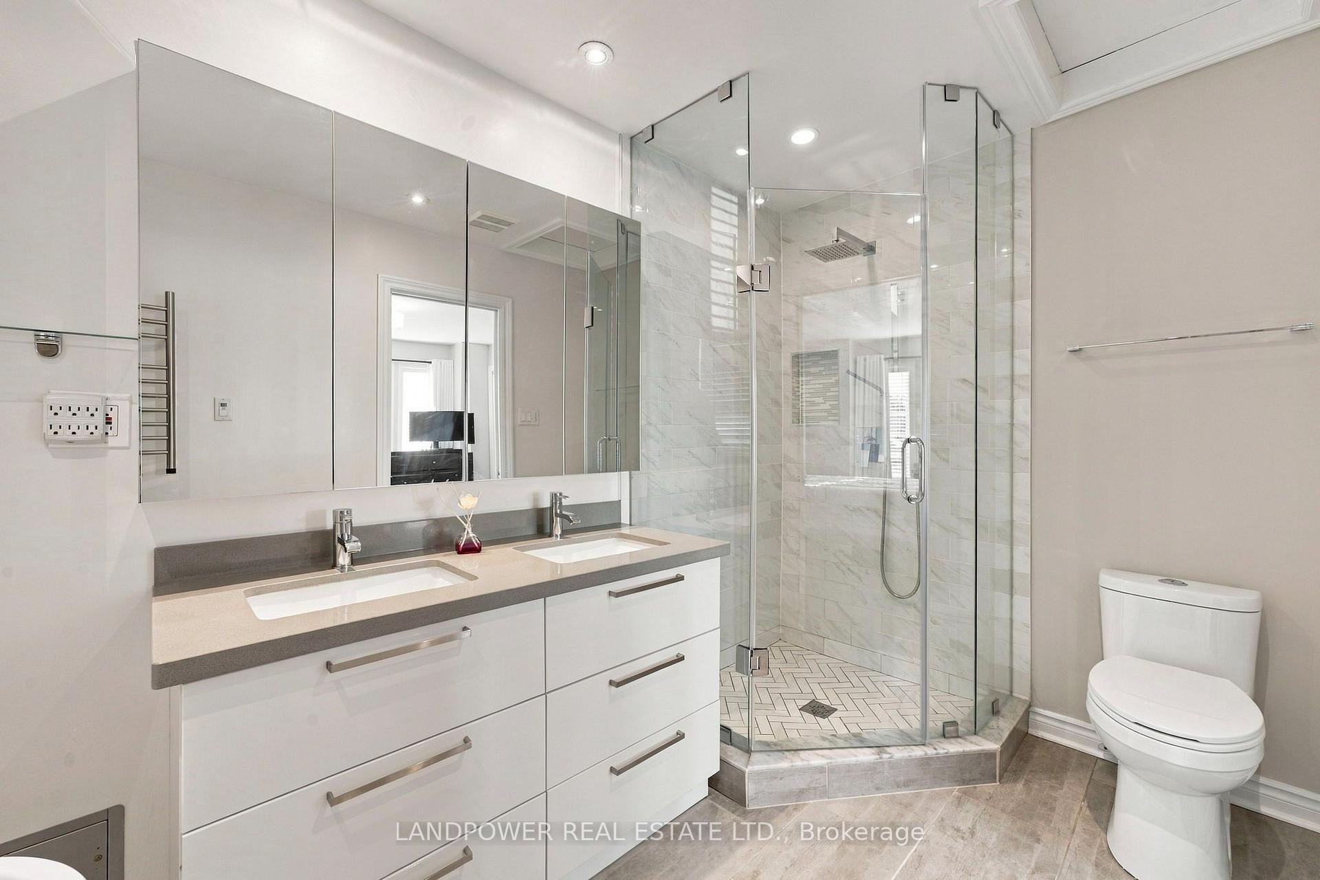 Photo 33 of 109 Melbourne Drive, Richmond Hill, Rouge Woods — HOMEH