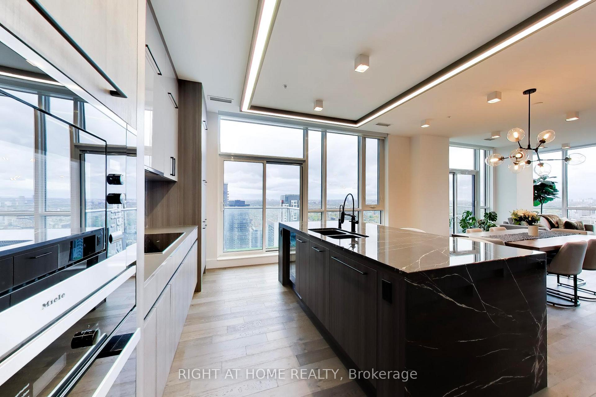 Photo 5 of Unit PH102, 30 Nelson Street, Toronto, Waterfront Communities — HOMEH