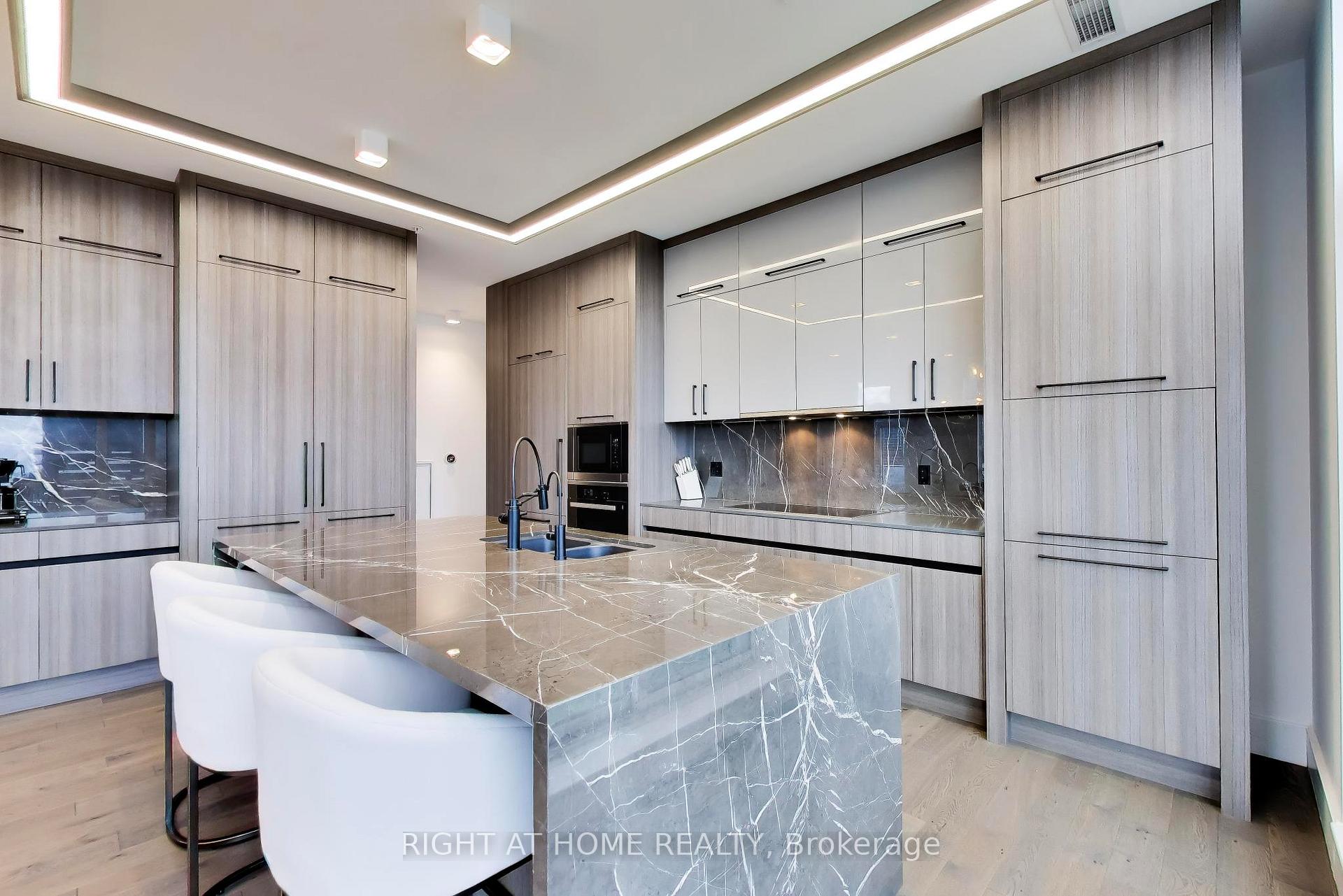 Photo 7 of Unit PH102, 30 Nelson Street, Toronto, Waterfront Communities — HOMEH