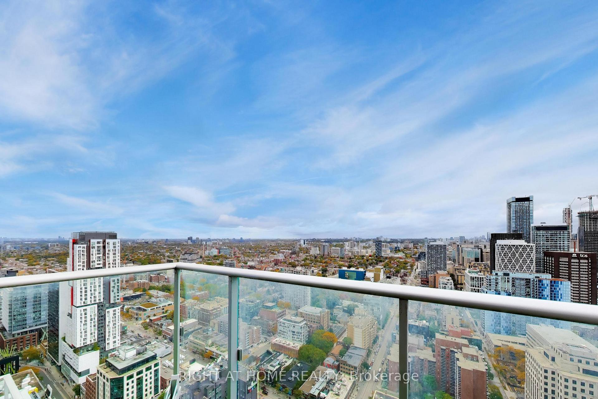 Photo 23 of Unit PH102, 30 Nelson Street, Toronto, Waterfront Communities — HOMEH