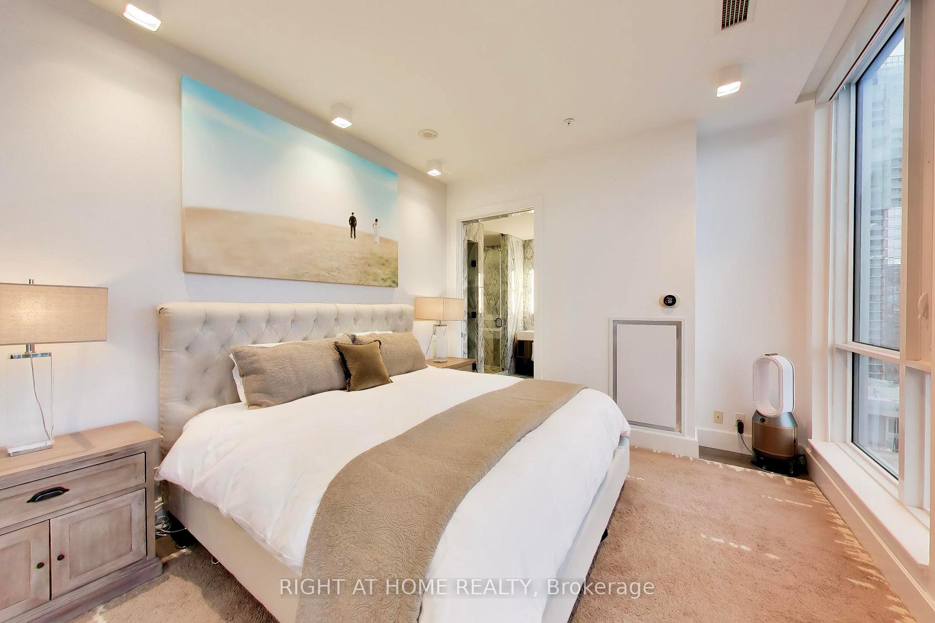 Photo 29 of Unit PH102, 30 Nelson Street, Toronto, Waterfront Communities — HOMEH