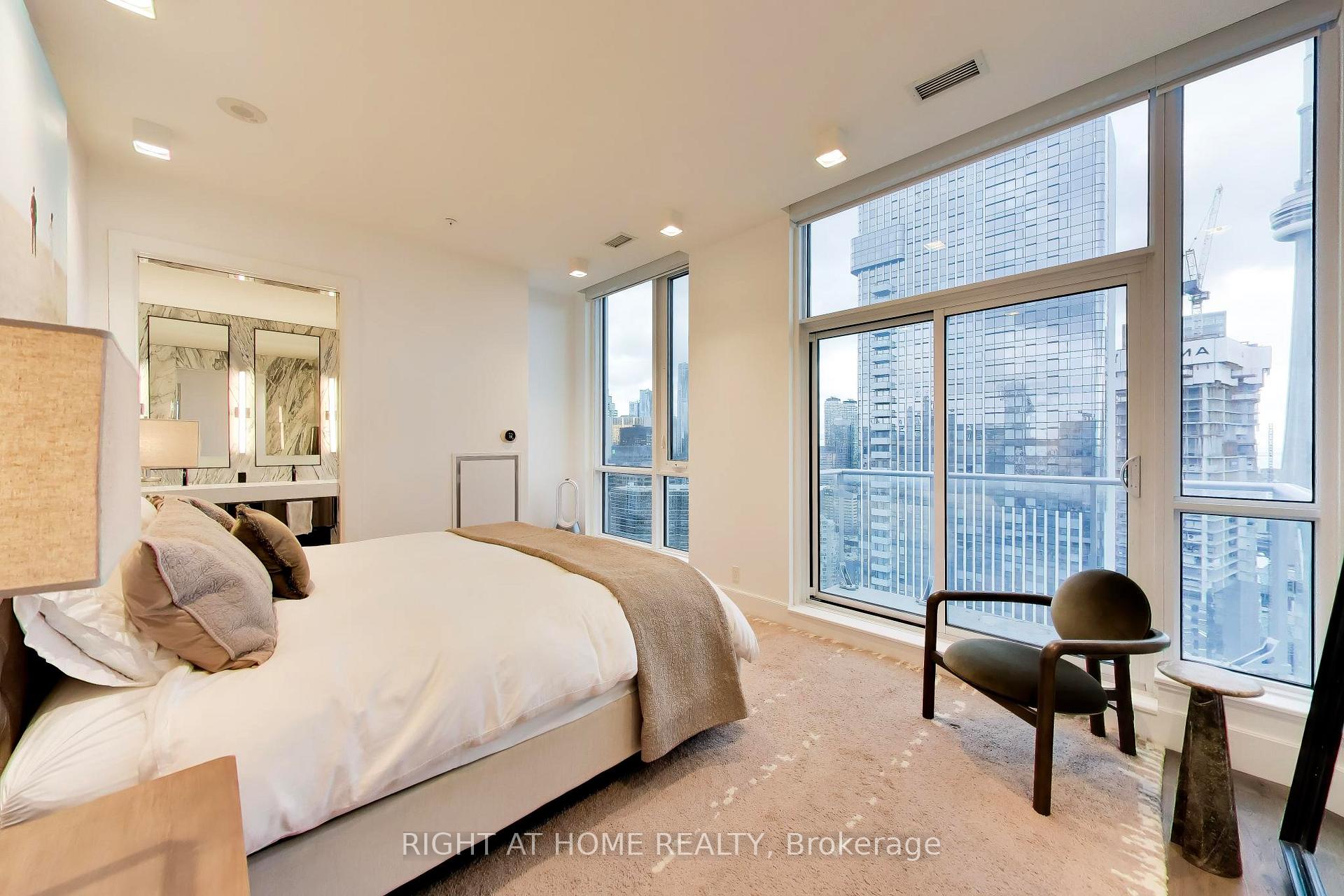 Photo 30 of Unit PH102, 30 Nelson Street, Toronto, Waterfront Communities — HOMEH