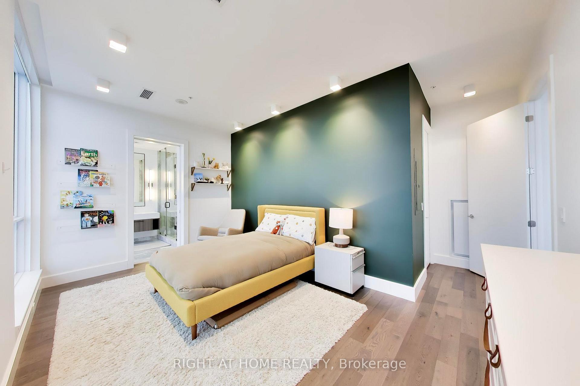 Photo 37 of Unit PH102, 30 Nelson Street, Toronto, Waterfront Communities — HOMEH