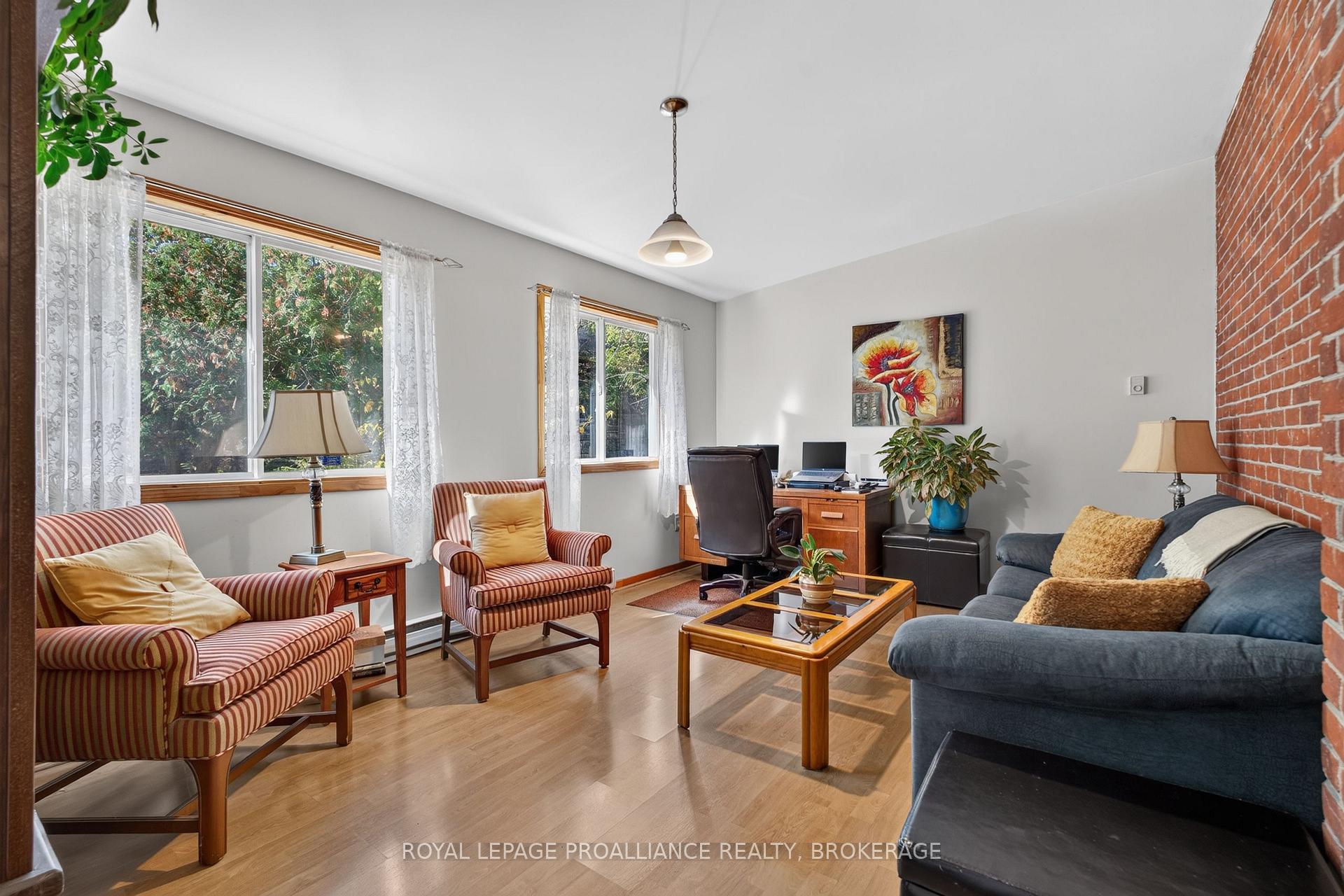 Photo 18 of 548 Division Street, Kingston, East of Sir John A. Blvd — HOMEH
