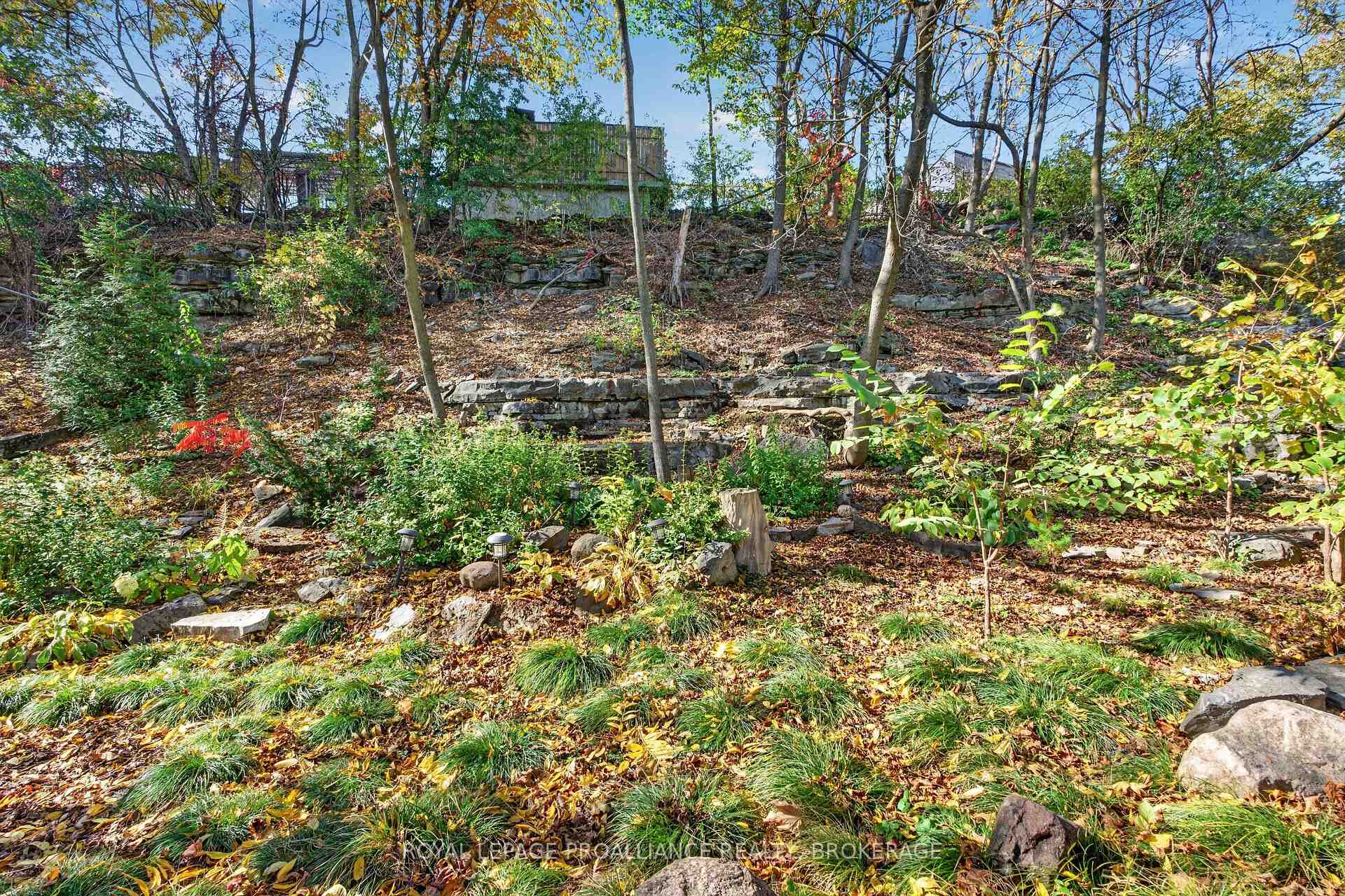 Photo 37 of 548 Division Street, Kingston, East of Sir John A. Blvd — HOMEH