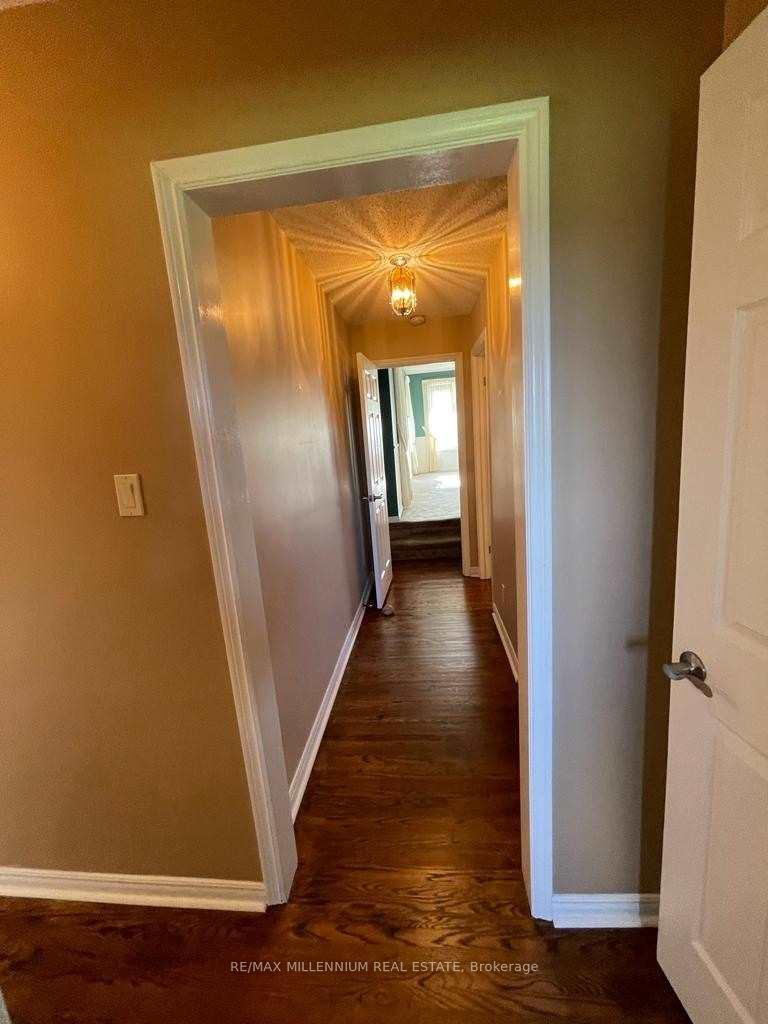 Photo 17 of 546 Evans Road, Hamilton, Waterdown — HOMEH