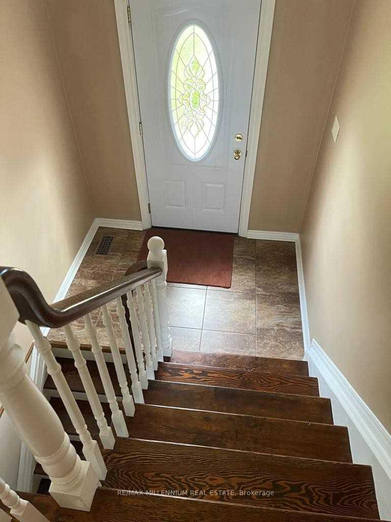 Photo 19 of 546 Evans Road, Hamilton, Waterdown — HOMEH
