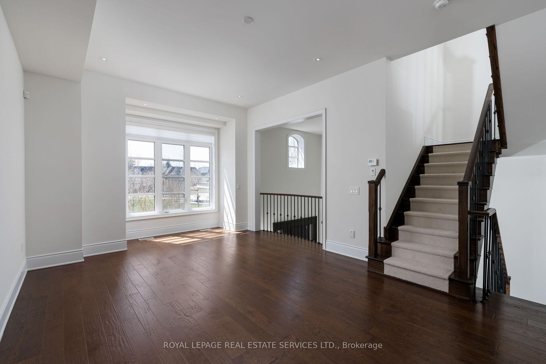 Photo 7 of 257 Hanover Street, Oakville, West — HOMEH