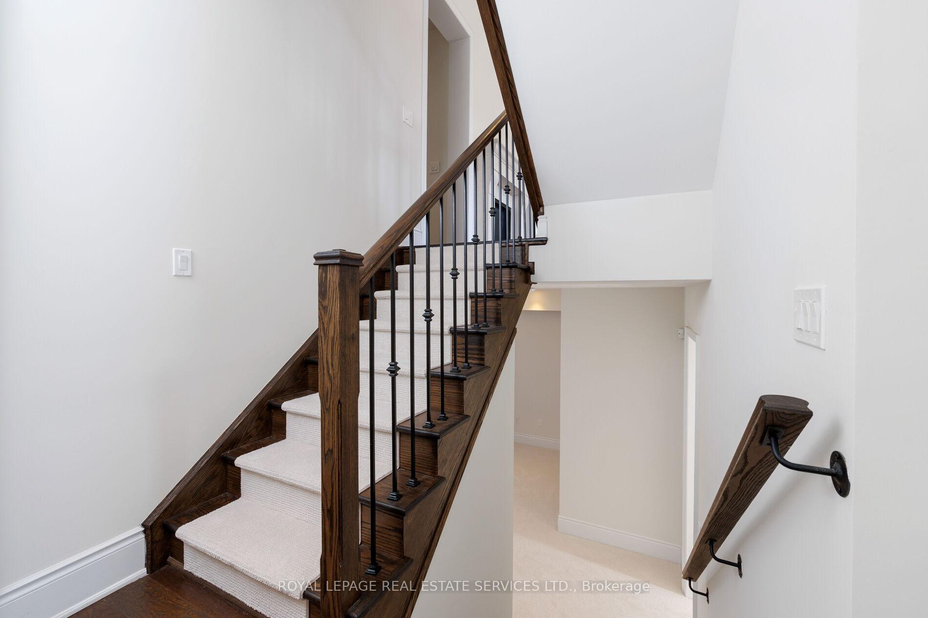 Photo 31 of 257 Hanover Street, Oakville, West — HOMEH