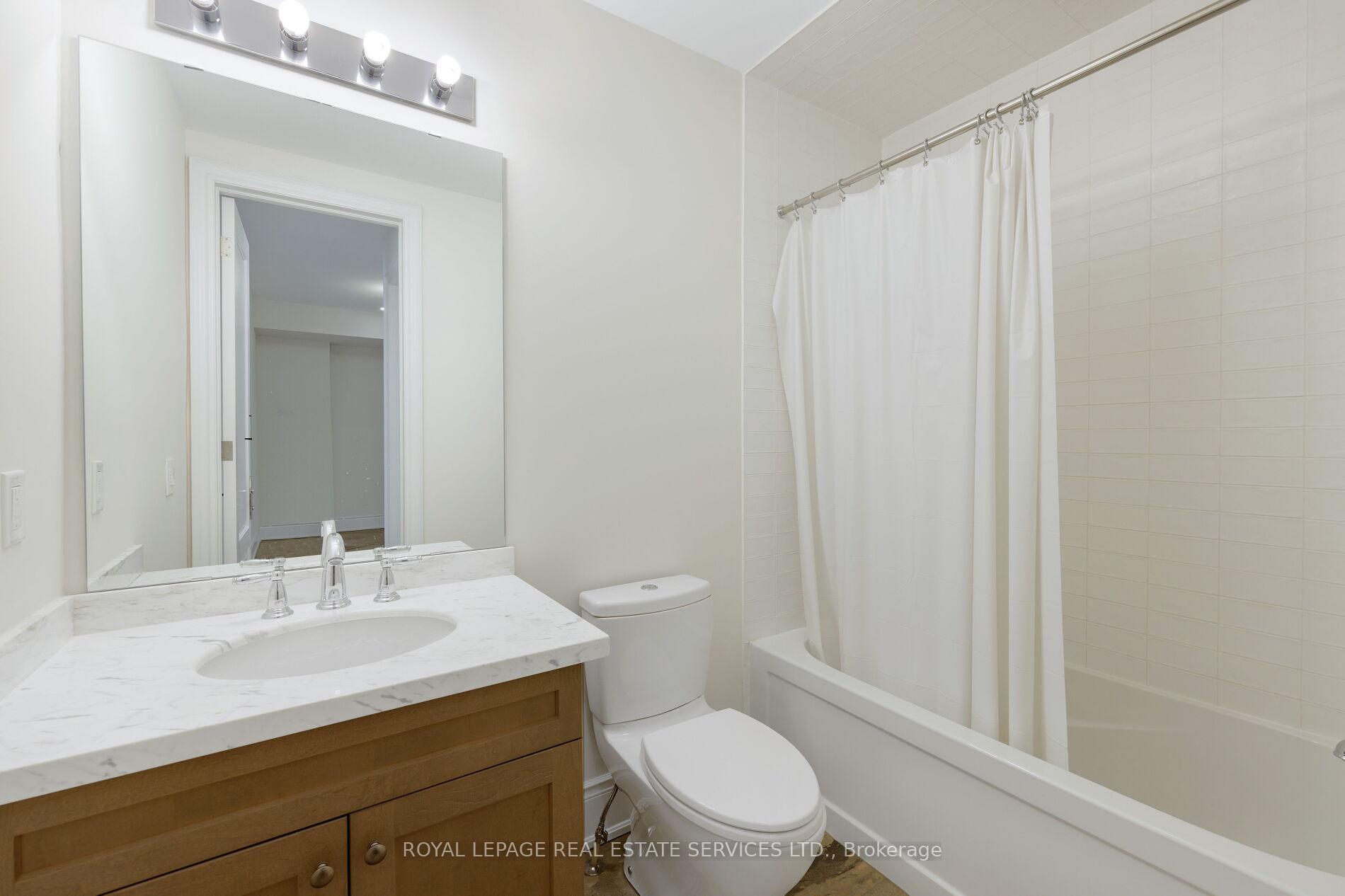 Photo 36 of 257 Hanover Street, Oakville, West — HOMEH
