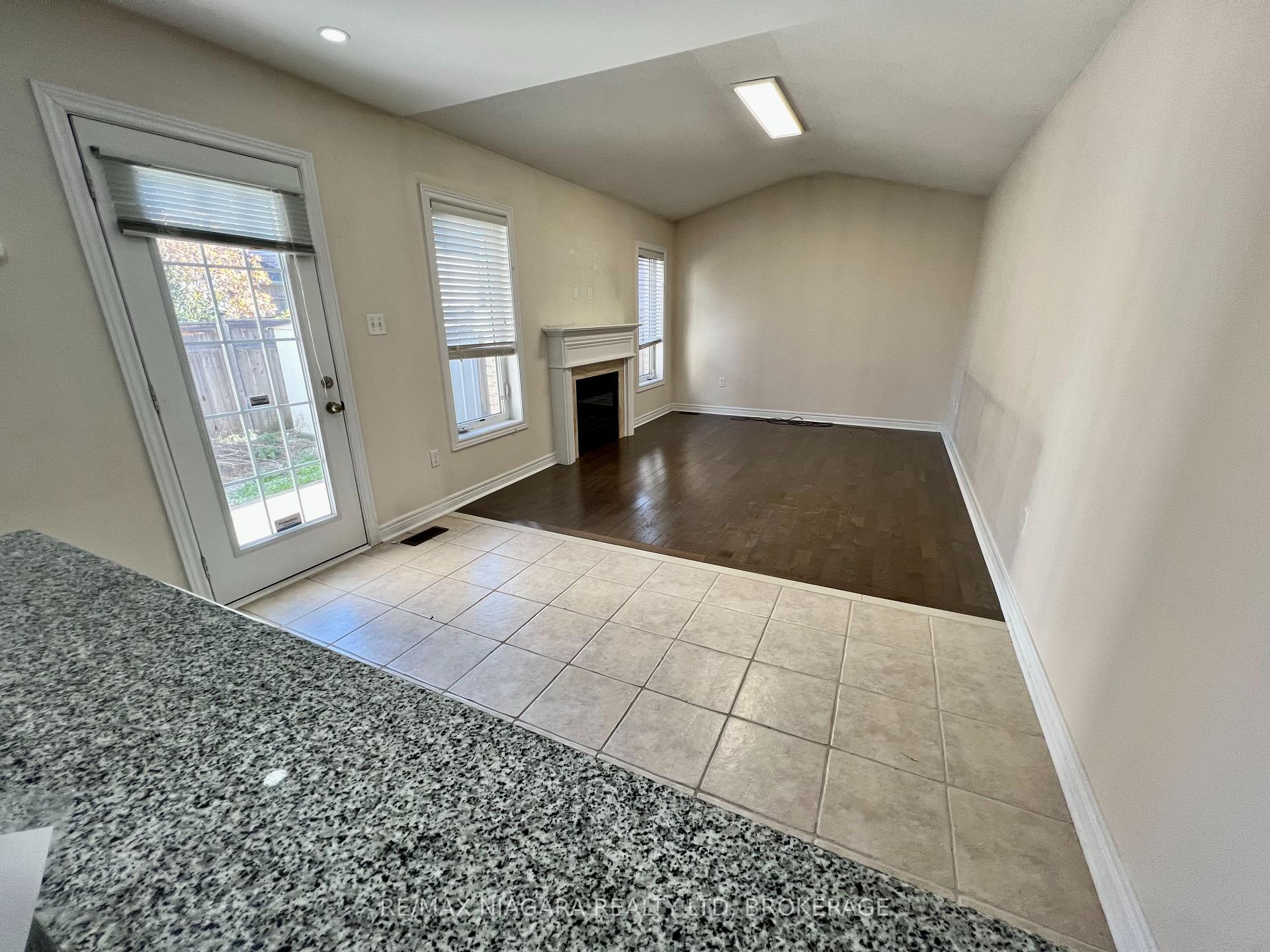 Photo 11 of 11 Keith Crescent, St. Catharines, Burleigh Hill — HOMEH