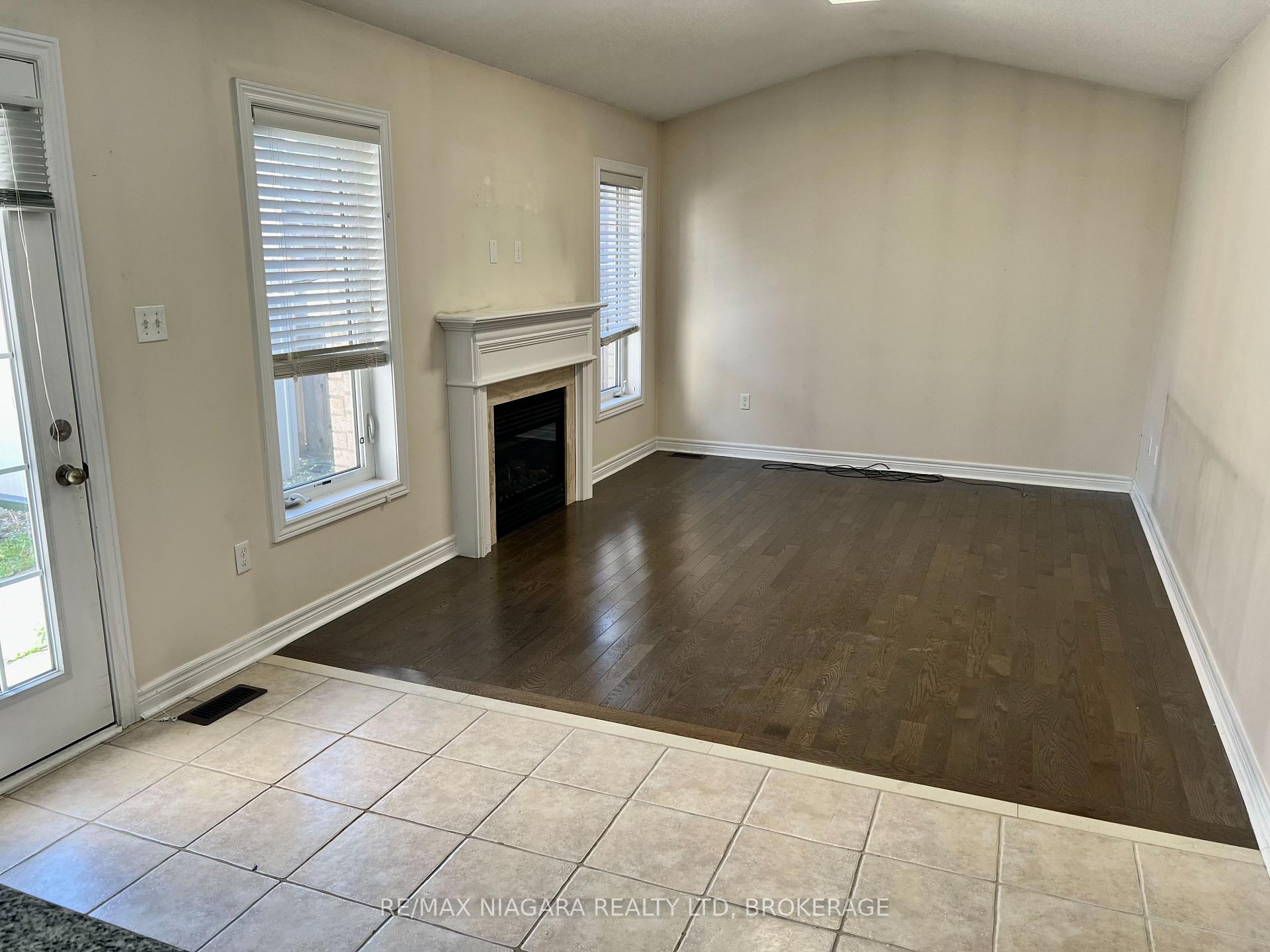 Photo 14 of 11 Keith Crescent, St. Catharines, Burleigh Hill — HOMEH