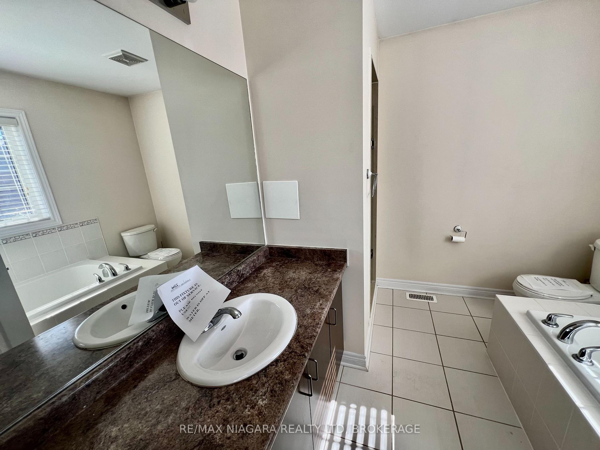Photo 25 of 11 Keith Crescent, St. Catharines, Burleigh Hill — HOMEH