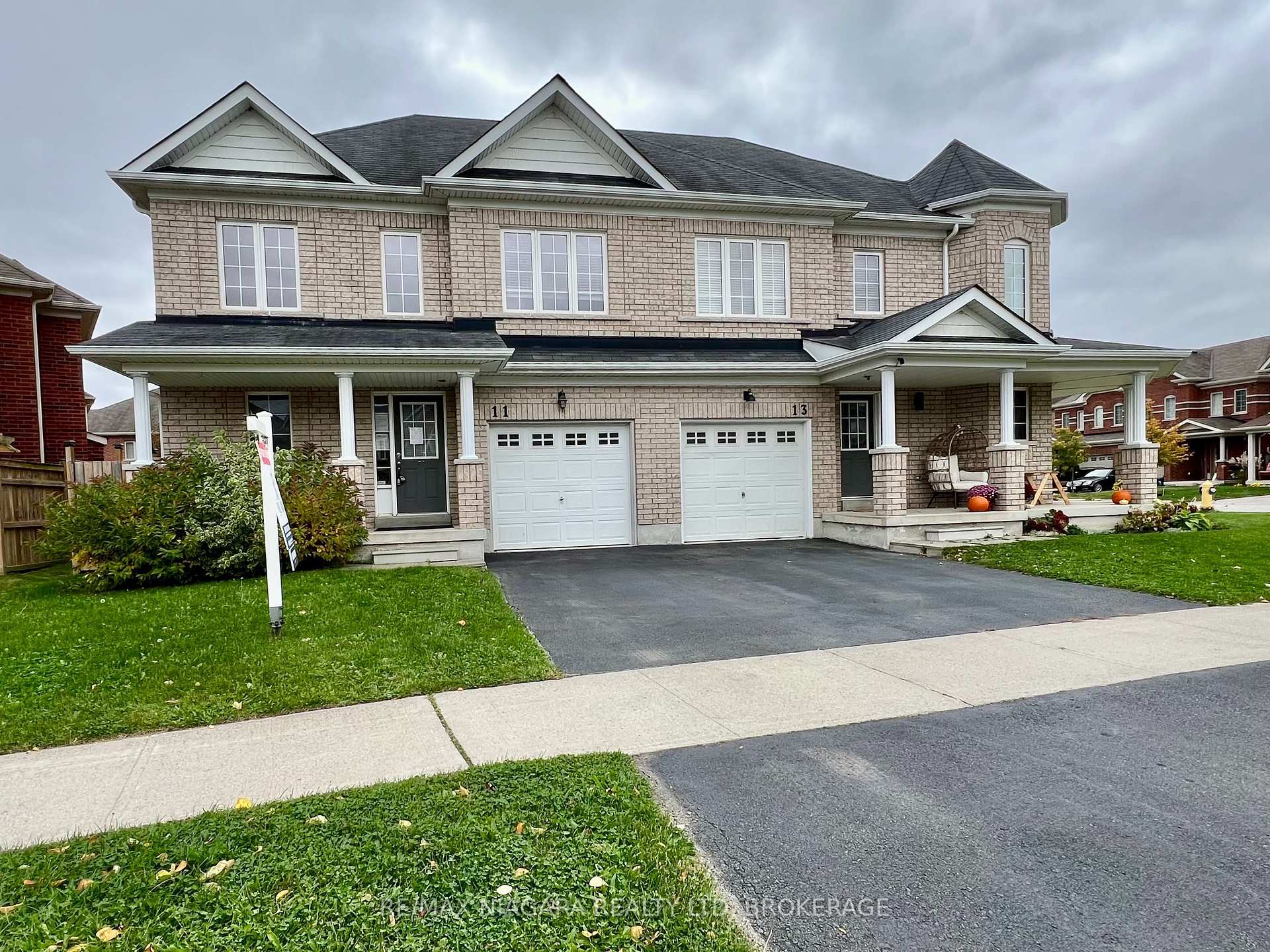 Photo 42 of 11 Keith Crescent, St. Catharines, Burleigh Hill — HOMEH