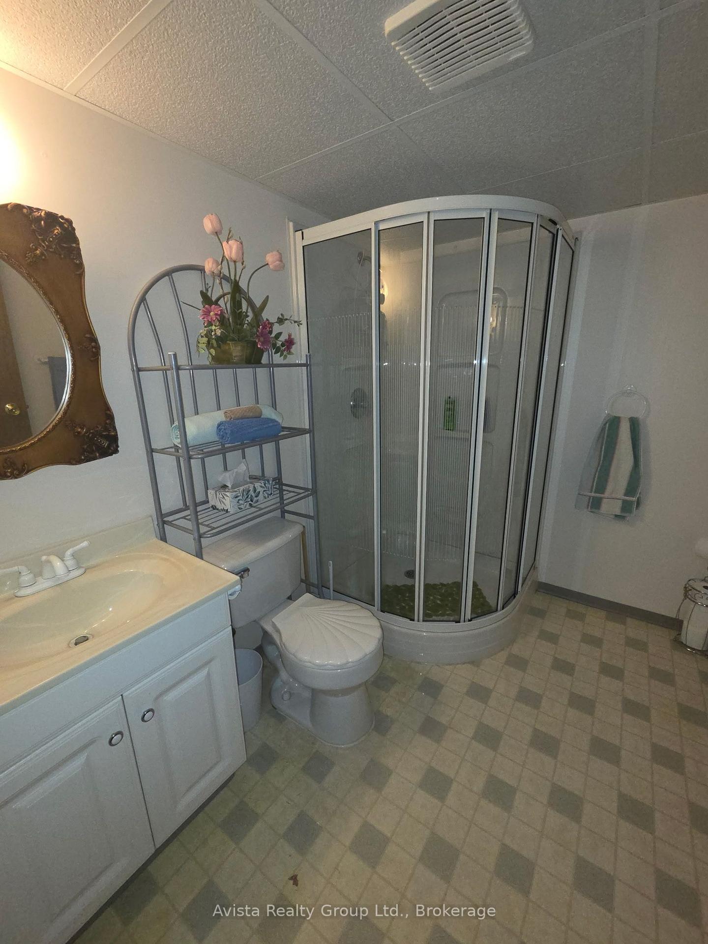 Photo 21 of 426 Christina Street E, Thunder Bay, Westfort — HOMEH