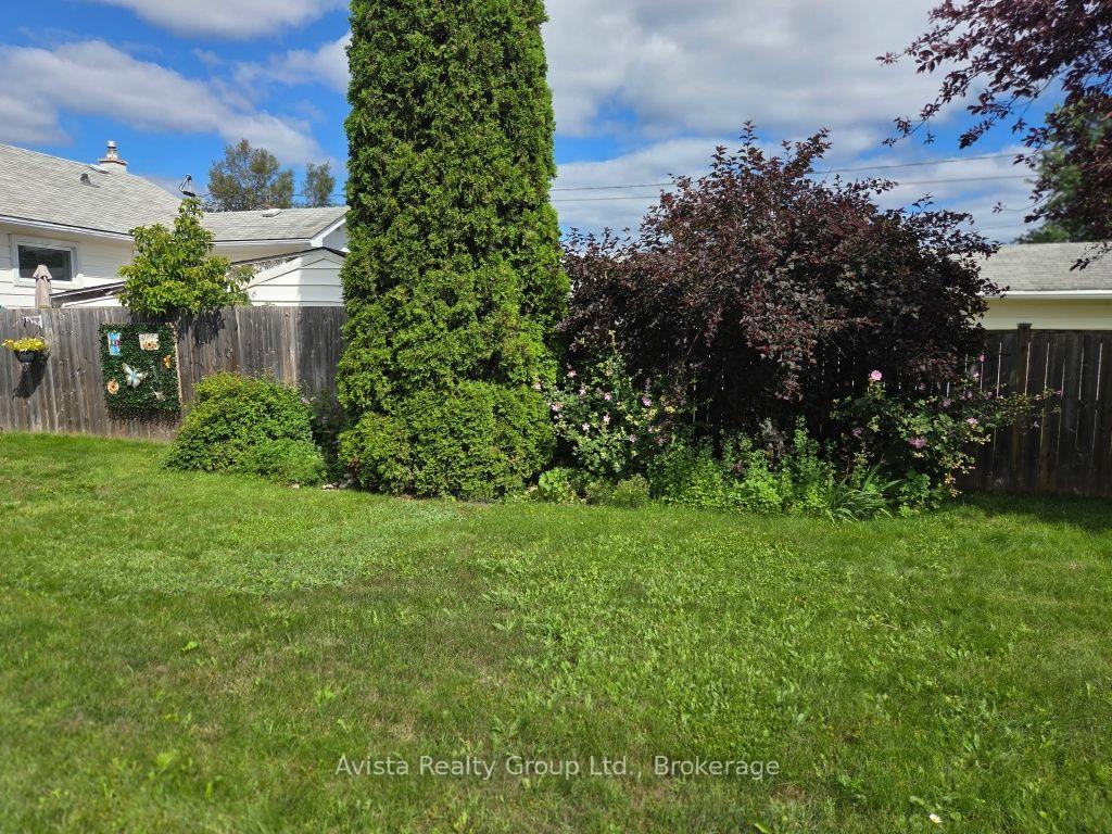 Photo 32 of 426 Christina Street E, Thunder Bay, Westfort — HOMEH