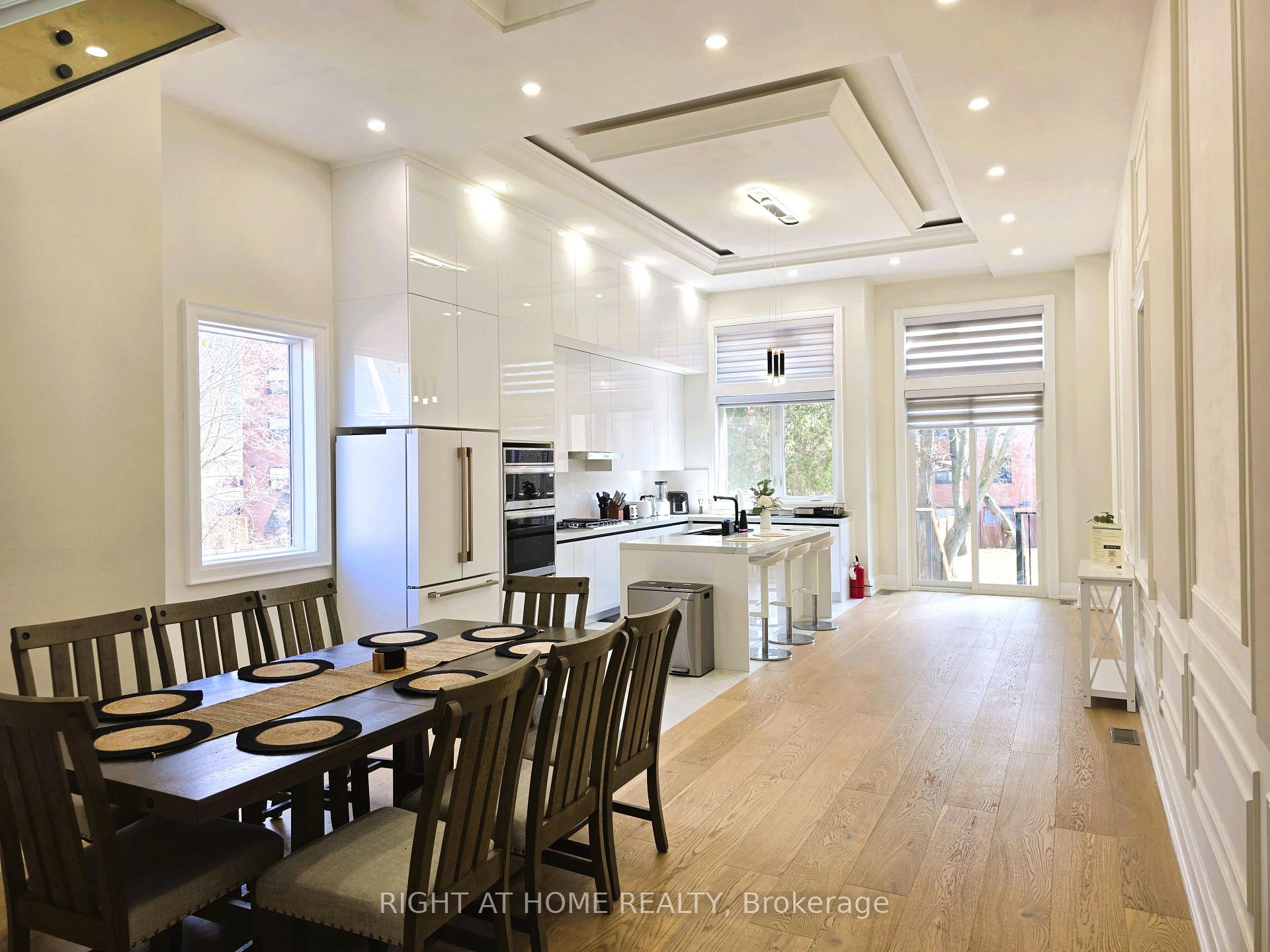 Photo 9 of 247 Ferris Road, Toronto, O'Connor-Parkview — HOMEH