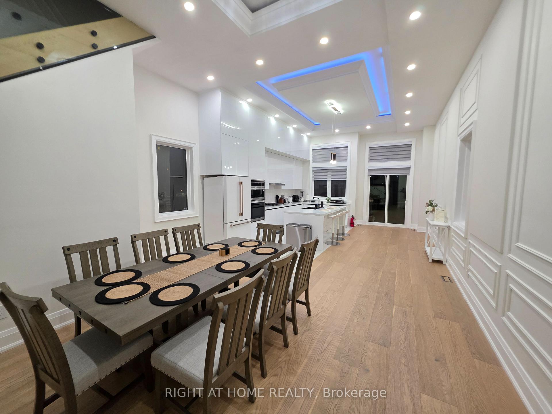 Photo 12 of 247 Ferris Road, Toronto, O'Connor-Parkview — HOMEH