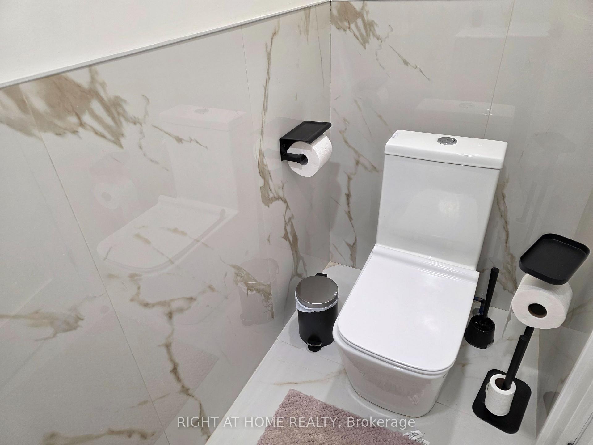 Photo 15 of 247 Ferris Road, Toronto, O'Connor-Parkview — HOMEH