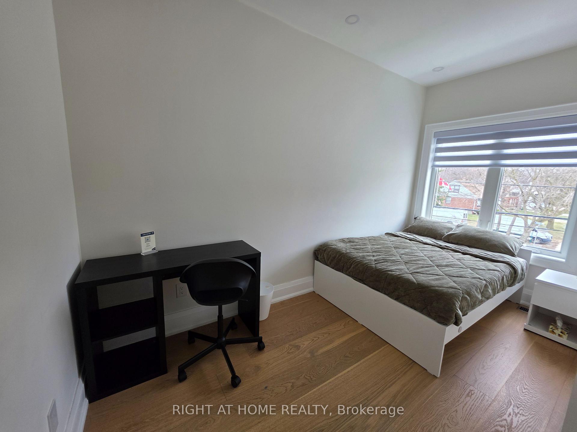 Photo 36 of 247 Ferris Road, Toronto, O'Connor-Parkview — HOMEH