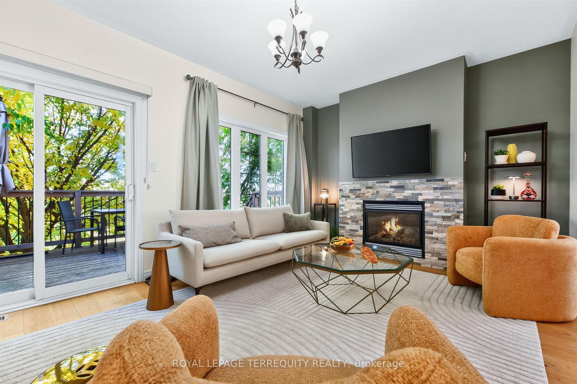 Photo 10 of 87 Westolivia Trail, Vaughan, Patterson — HOMEH