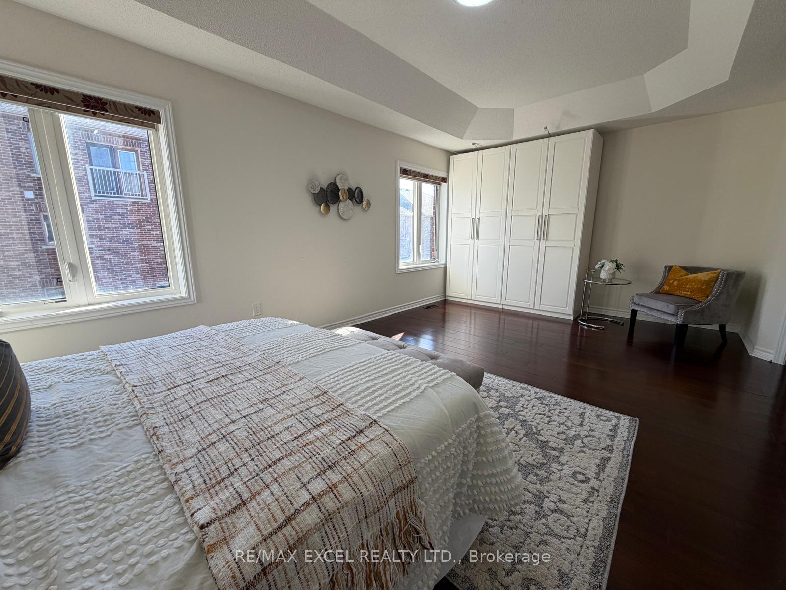 Photo 14 of 15 Zeng Cheng Drive, Markham, Victoria Square — HOMEH