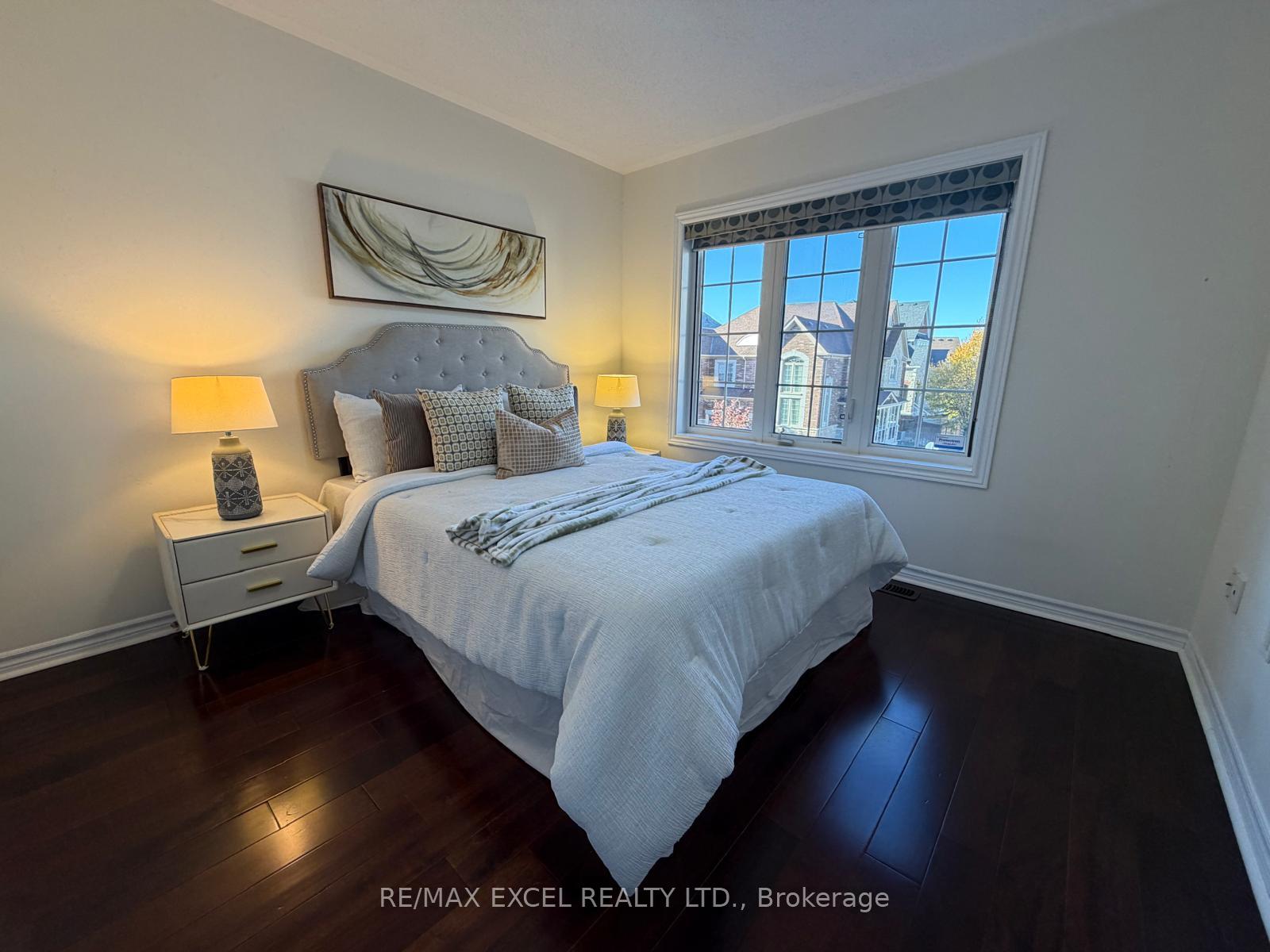 Photo 17 of 15 Zeng Cheng Drive, Markham, Victoria Square — HOMEH