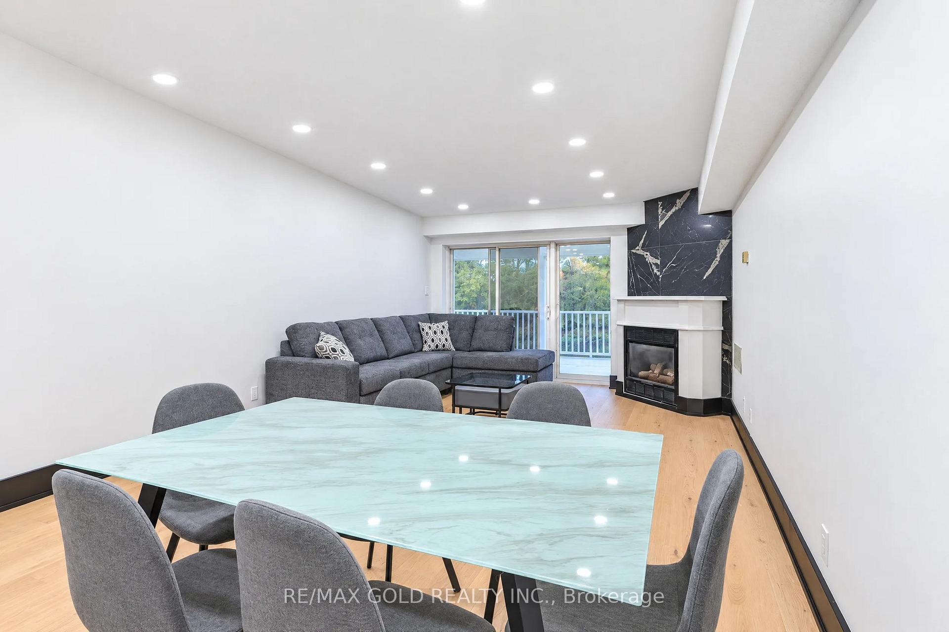 Photo 4 of Unit 8, 20 Mulligan Lane, Wasaga Beach — HOMEH
