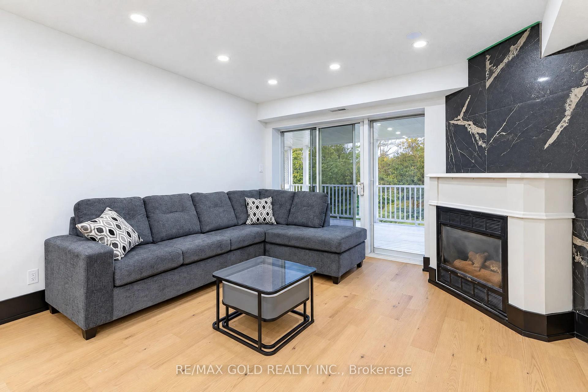 Photo 5 of Unit 8, 20 Mulligan Lane, Wasaga Beach — HOMEH