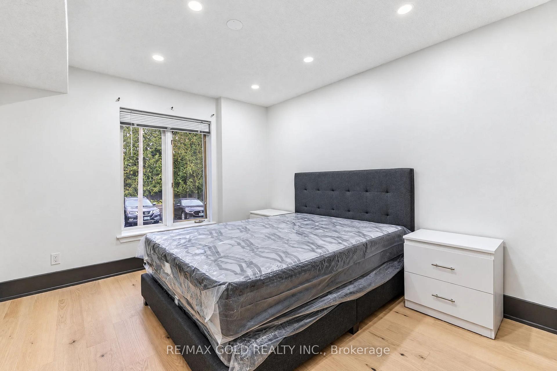 Photo 16 of Unit 8, 20 Mulligan Lane, Wasaga Beach — HOMEH