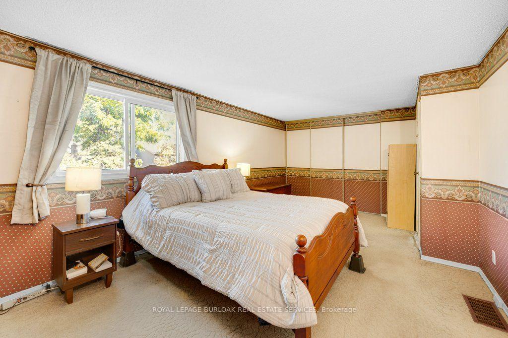 Photo 13 of 609 Roseheath Drive, Milton, Bronte Meadows — HOMEH