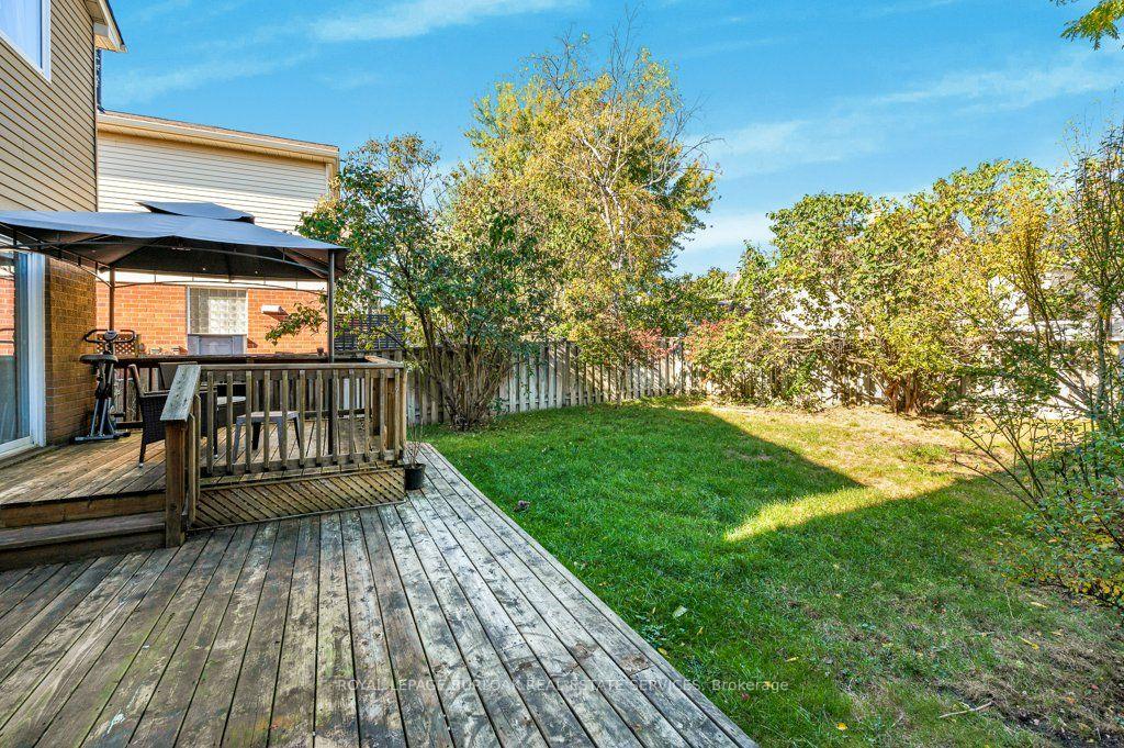 Photo 23 of 609 Roseheath Drive, Milton, Bronte Meadows — HOMEH