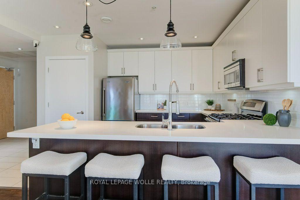 Photo 10 of Unit 401, 188 King Street, Waterloo, Uptown Waterloo — HOMEH