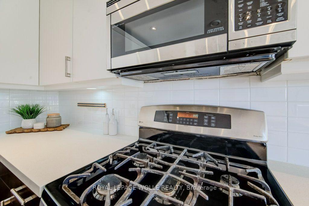 Photo 12 of Unit 401, 188 King Street, Waterloo, Uptown Waterloo — HOMEH
