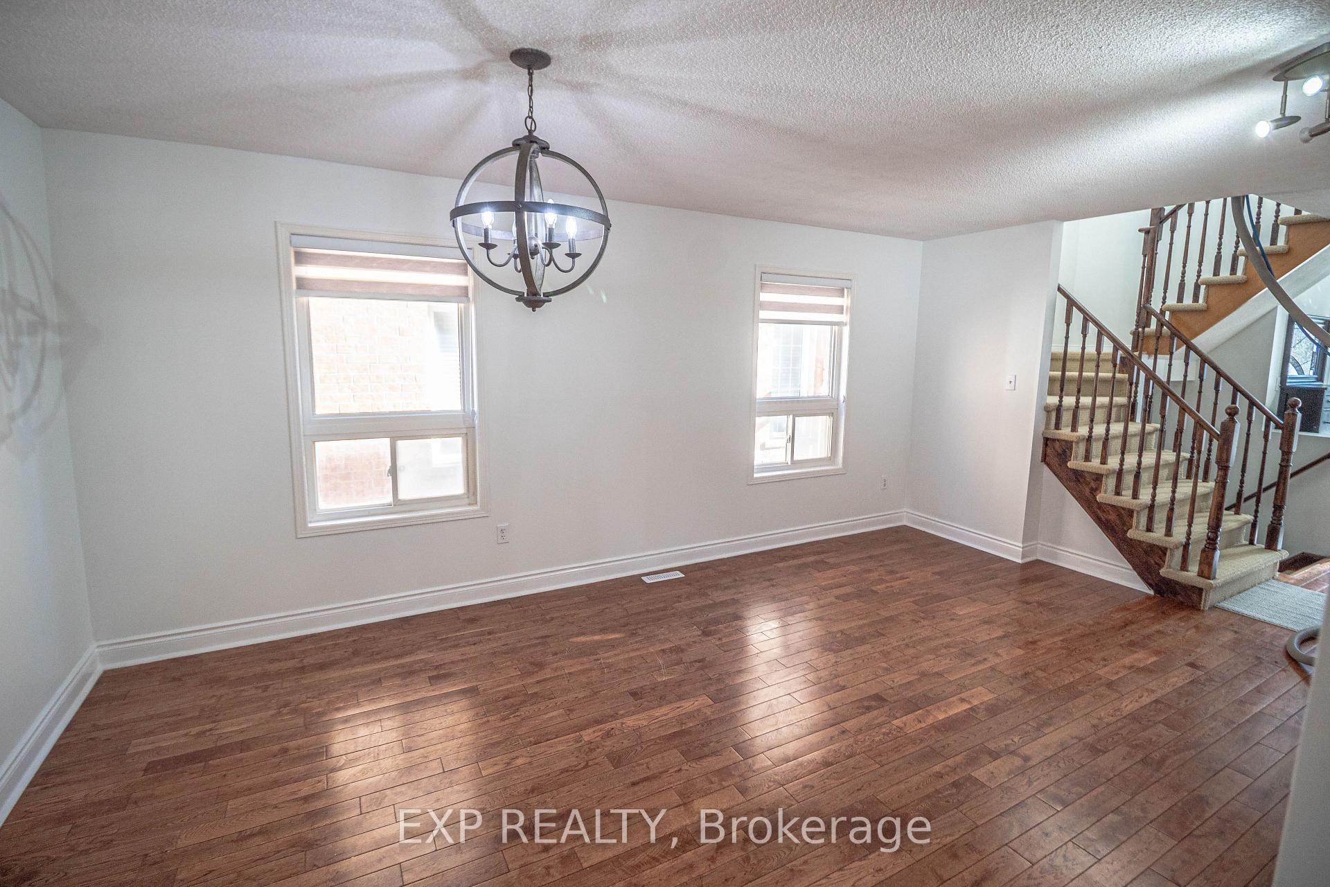 Photo 3 of 43 Luella Crescent, Brampton, Fletcher's Meadow — HOMEH
