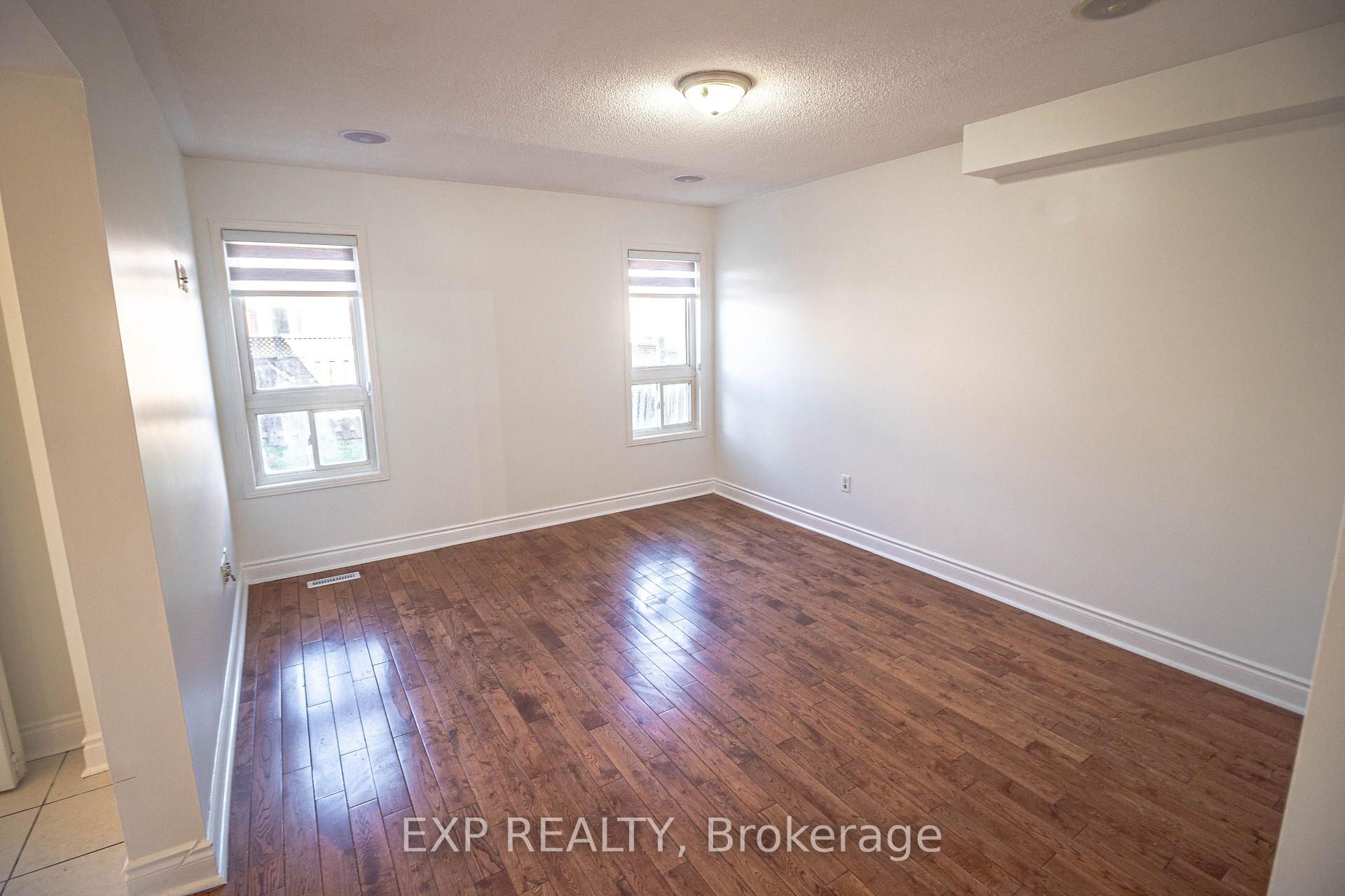 Photo 8 of 43 Luella Crescent, Brampton, Fletcher's Meadow — HOMEH