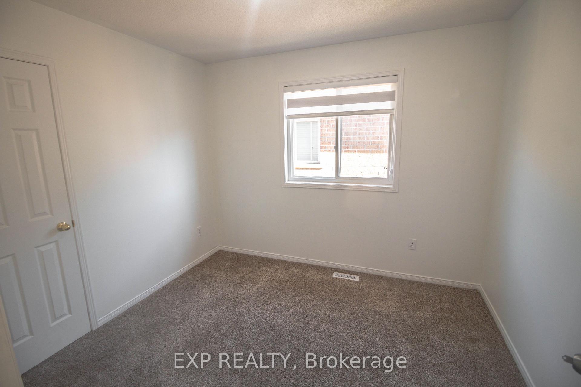 Photo 15 of 43 Luella Crescent, Brampton, Fletcher's Meadow — HOMEH