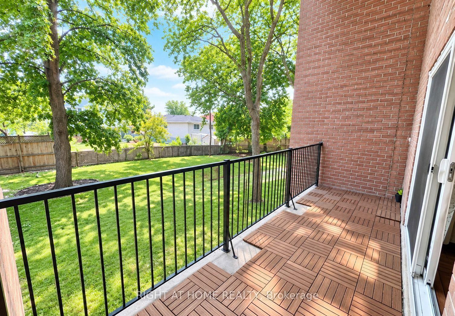 Photo 2 of Unit 149, 165 Cherokee Boulevard, North York, Pleasant View — HOMEH