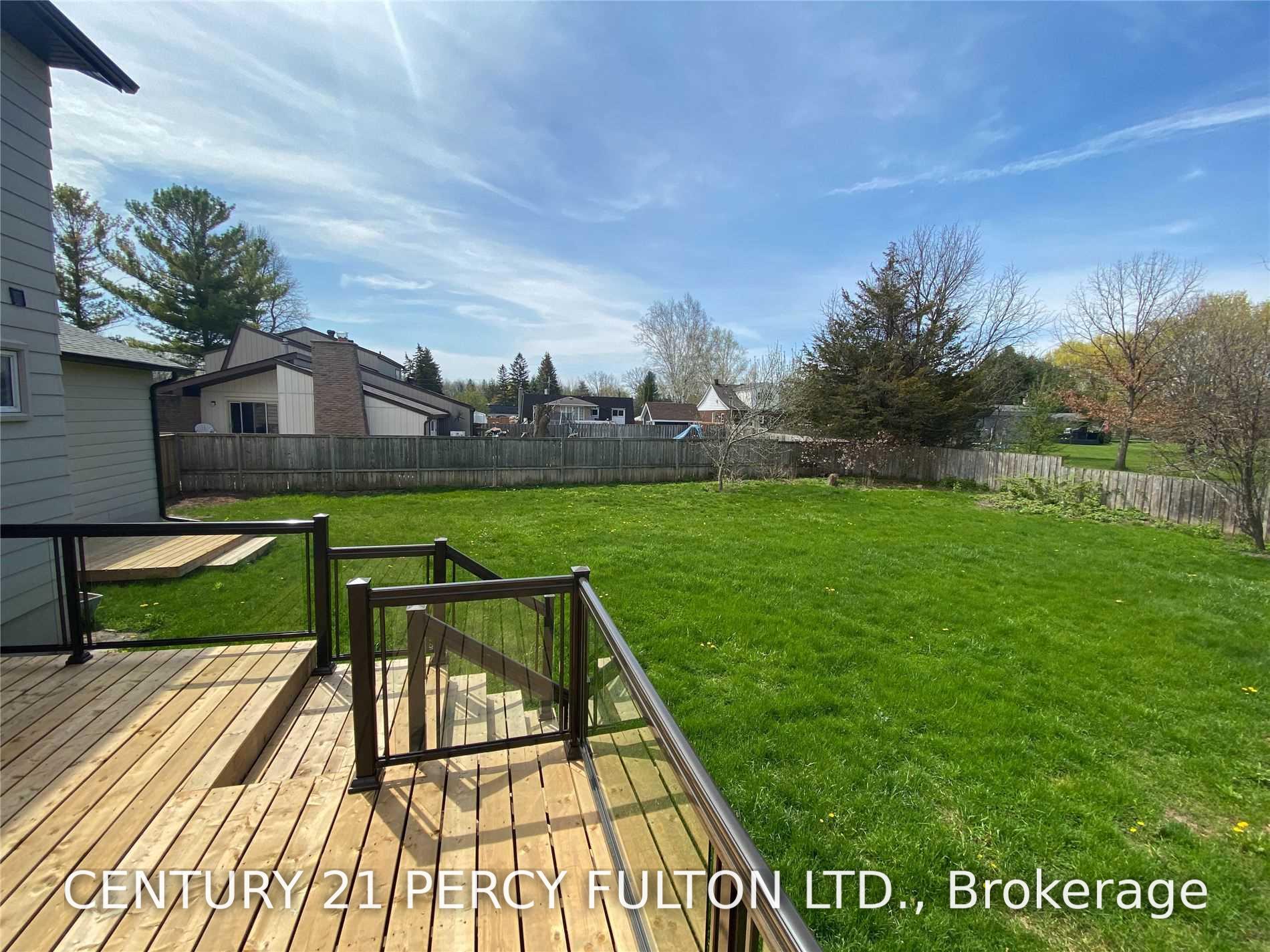 Photo 9 of 40 Macnaughton Drive, Innisfil, Rural Innisfil — HOMEH