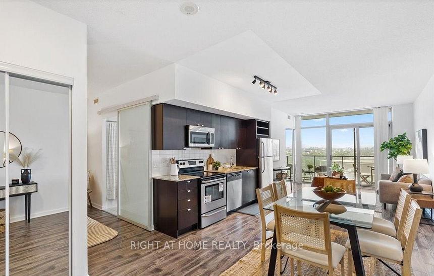 Photo 3 of Unit 3313, 105 The Queens Way, Toronto, High Park-Swansea — HOMEH