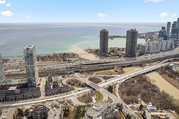 Photo 20 of Unit 3313, 105 The Queens Way, Toronto, High Park-Swansea — HOMEH