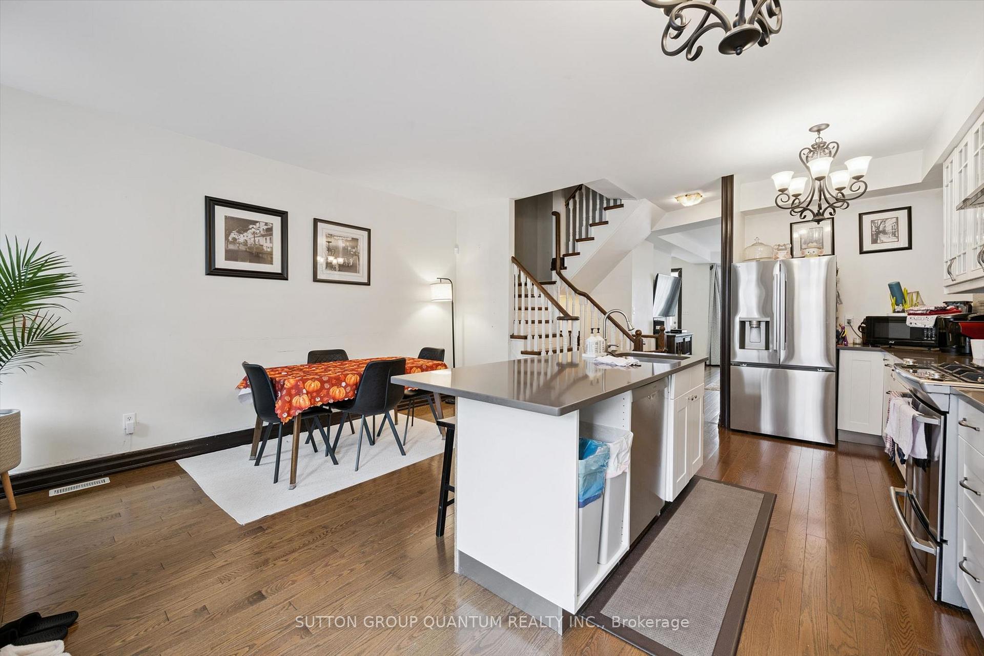 Photo 11 of 2254 Norfolk Drive, Oakville, River Oaks — HOMEH