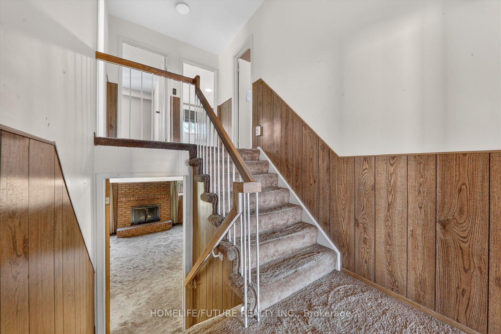 Photo 21 of 7 Winterfold Drive, Brampton, Madoc — HOMEH