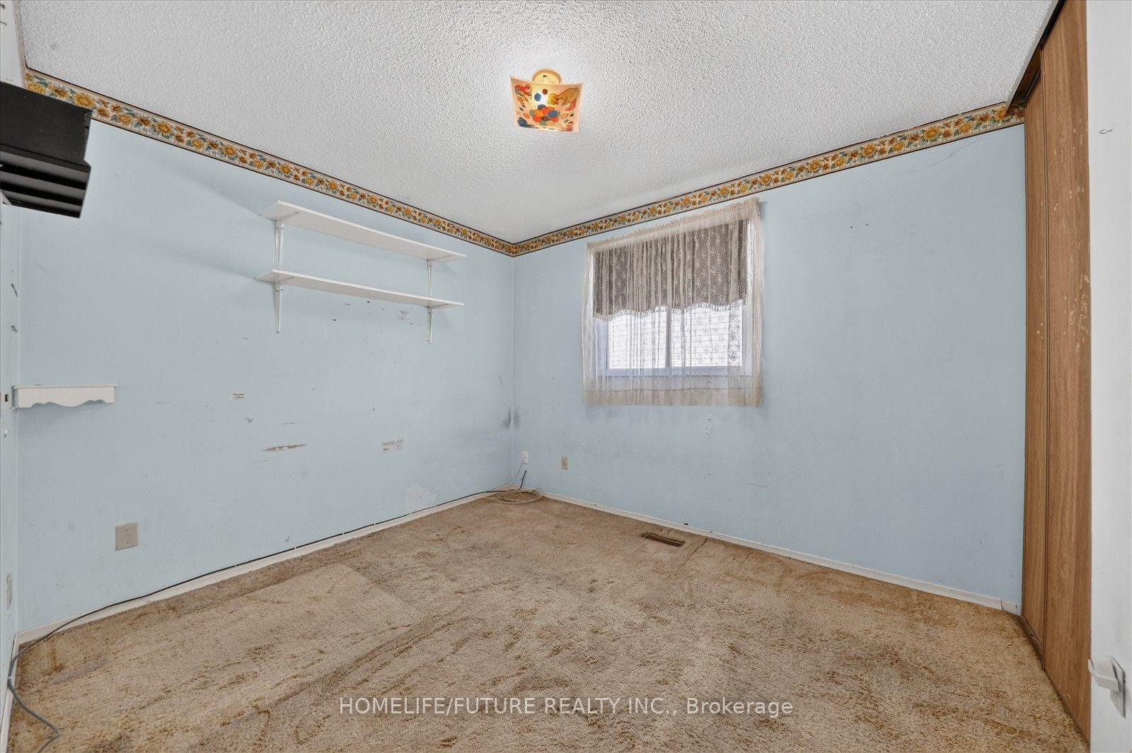Photo 22 of 7 Winterfold Drive, Brampton, Madoc — HOMEH