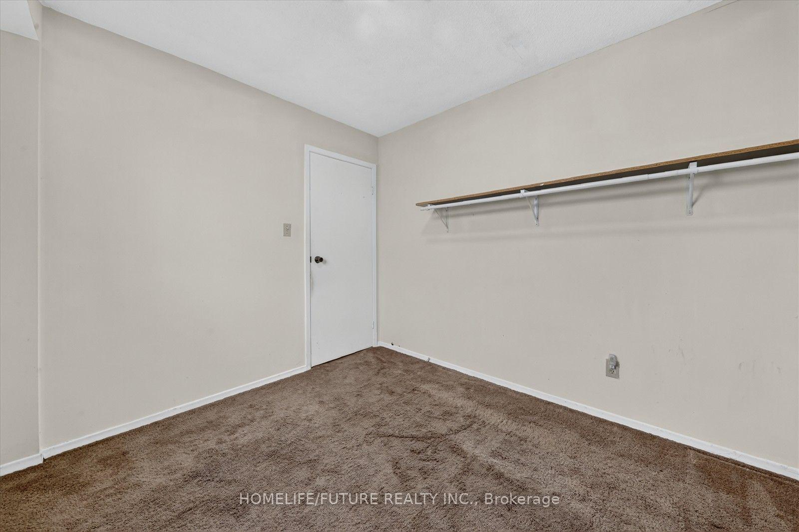 Photo 35 of 7 Winterfold Drive, Brampton, Madoc — HOMEH