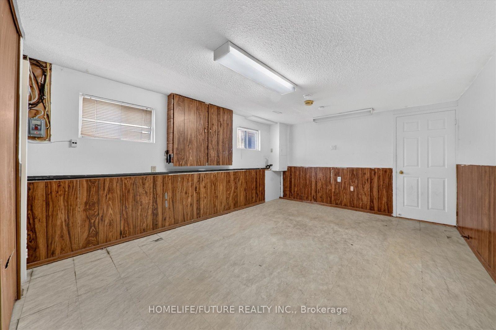 Photo 38 of 7 Winterfold Drive, Brampton, Madoc — HOMEH